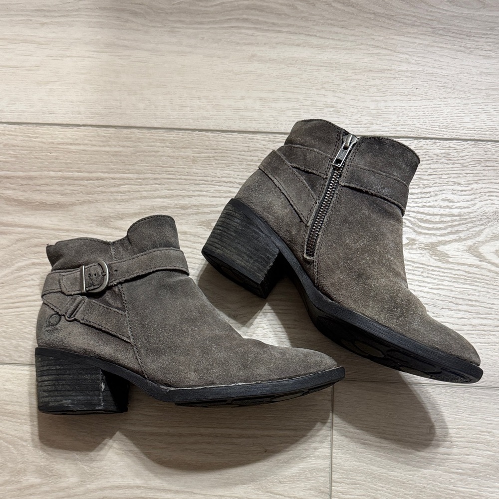Born Jorgette Suede Ankle Boots Size 6.5